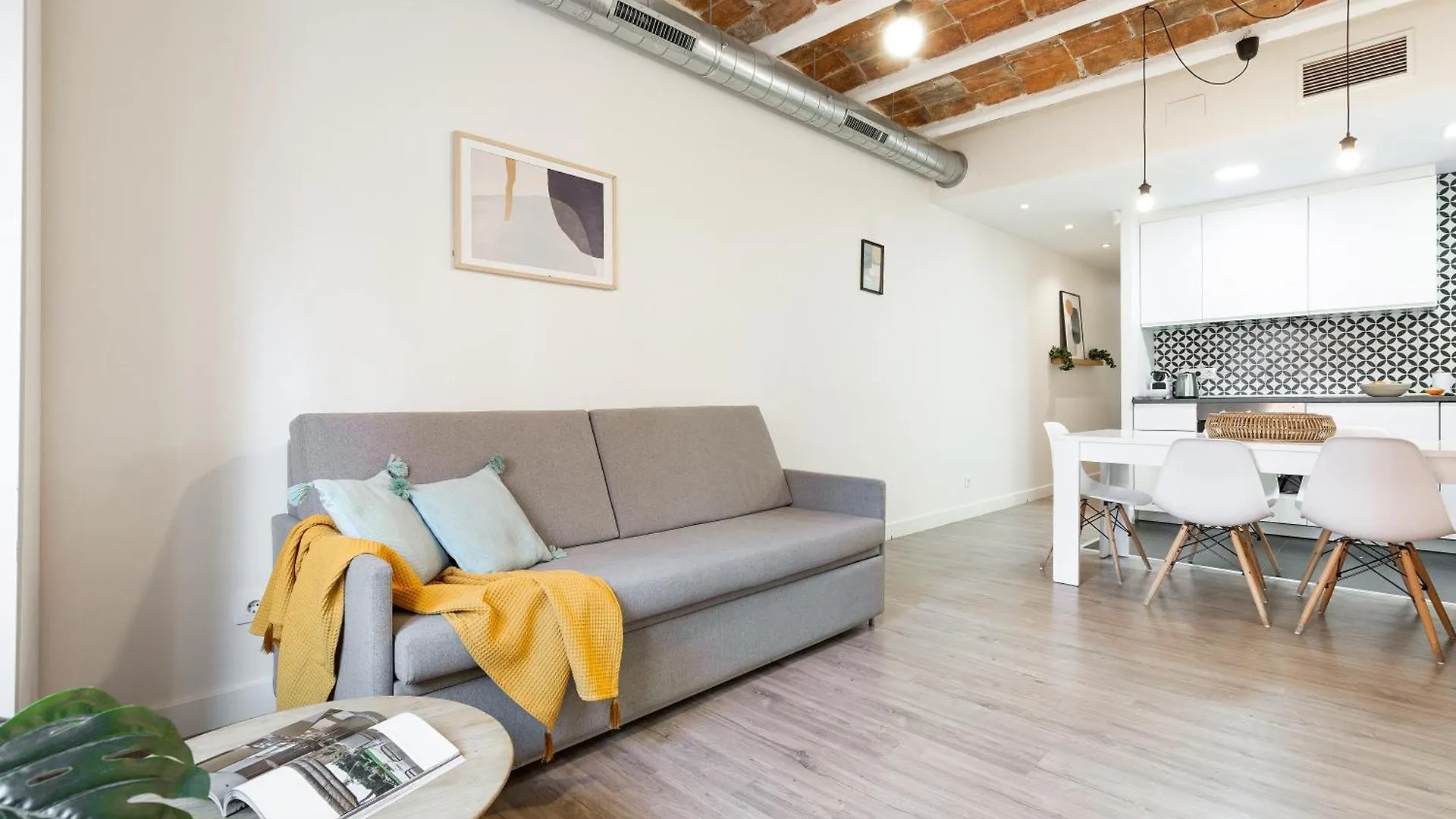 Modern Catalan Apartments By Olala Homes L'Hospitalet de Llobregat