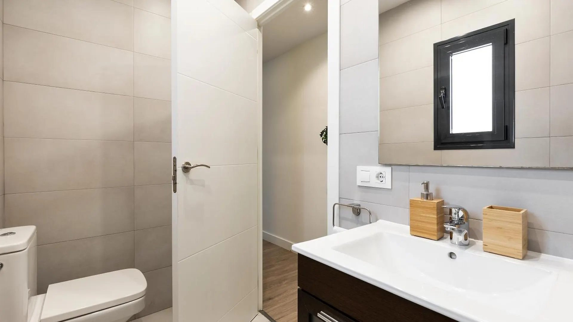 Modern Catalan Apartments By Olala Homes L'Hospitalet de Llobregat Spanje